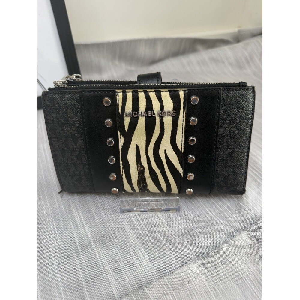 Michael Kors Studded Zebra Print Wristlet Wallet Black Beige Women - Picture 1 of 5